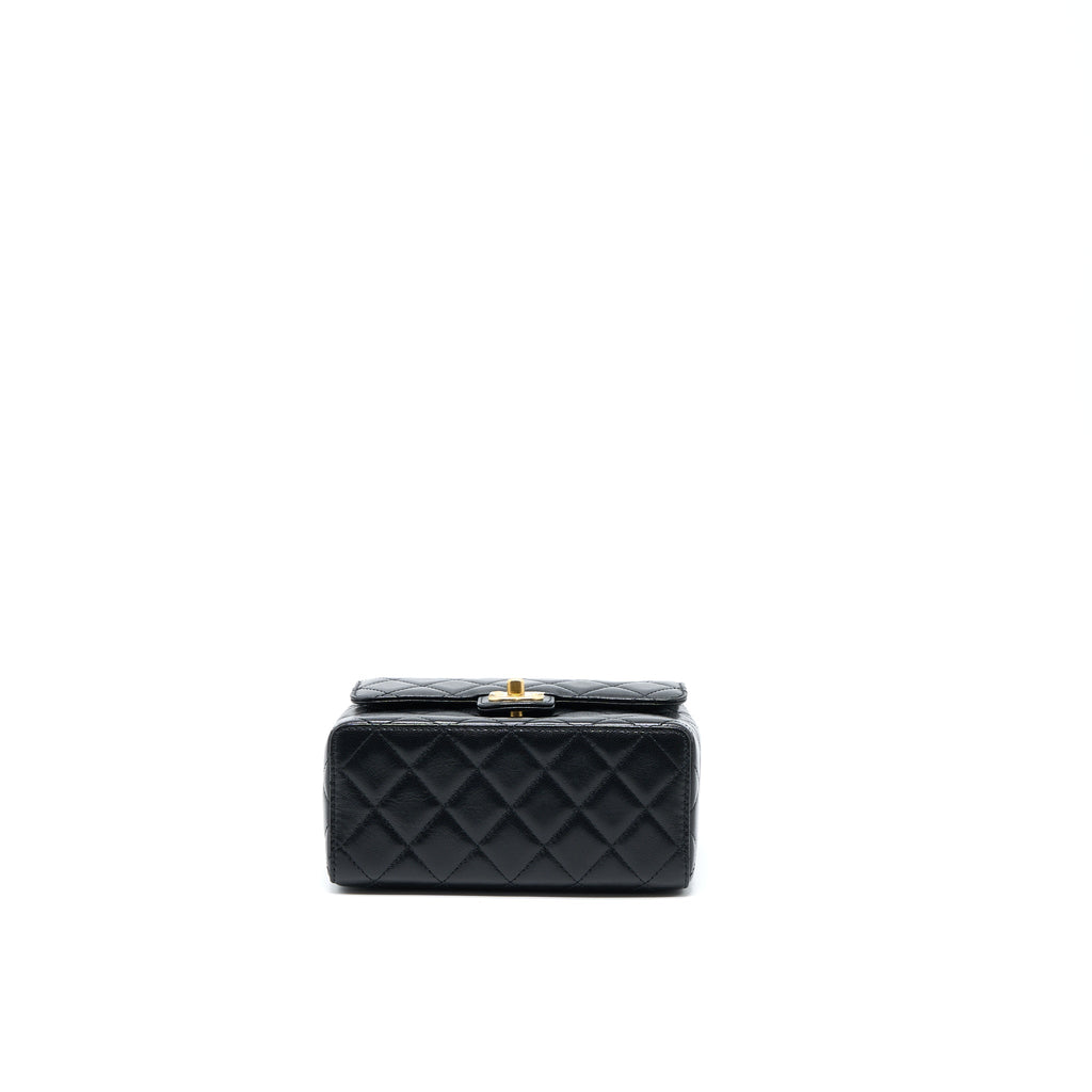 chanel-22k-retro-classic-new-square-flap-bag-goatskin-black-with-ghw-microchip