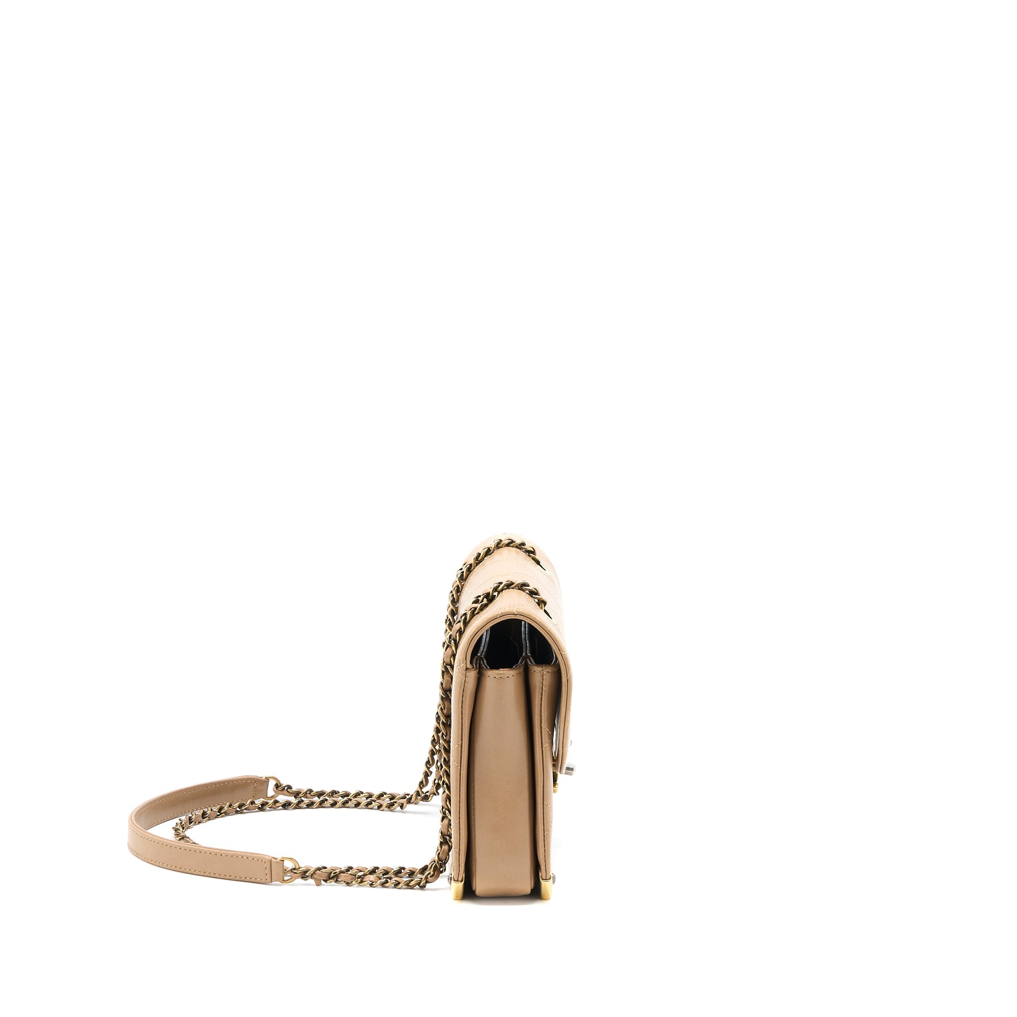chanel-messenger-flap-bag-lambskin-beige-ghw