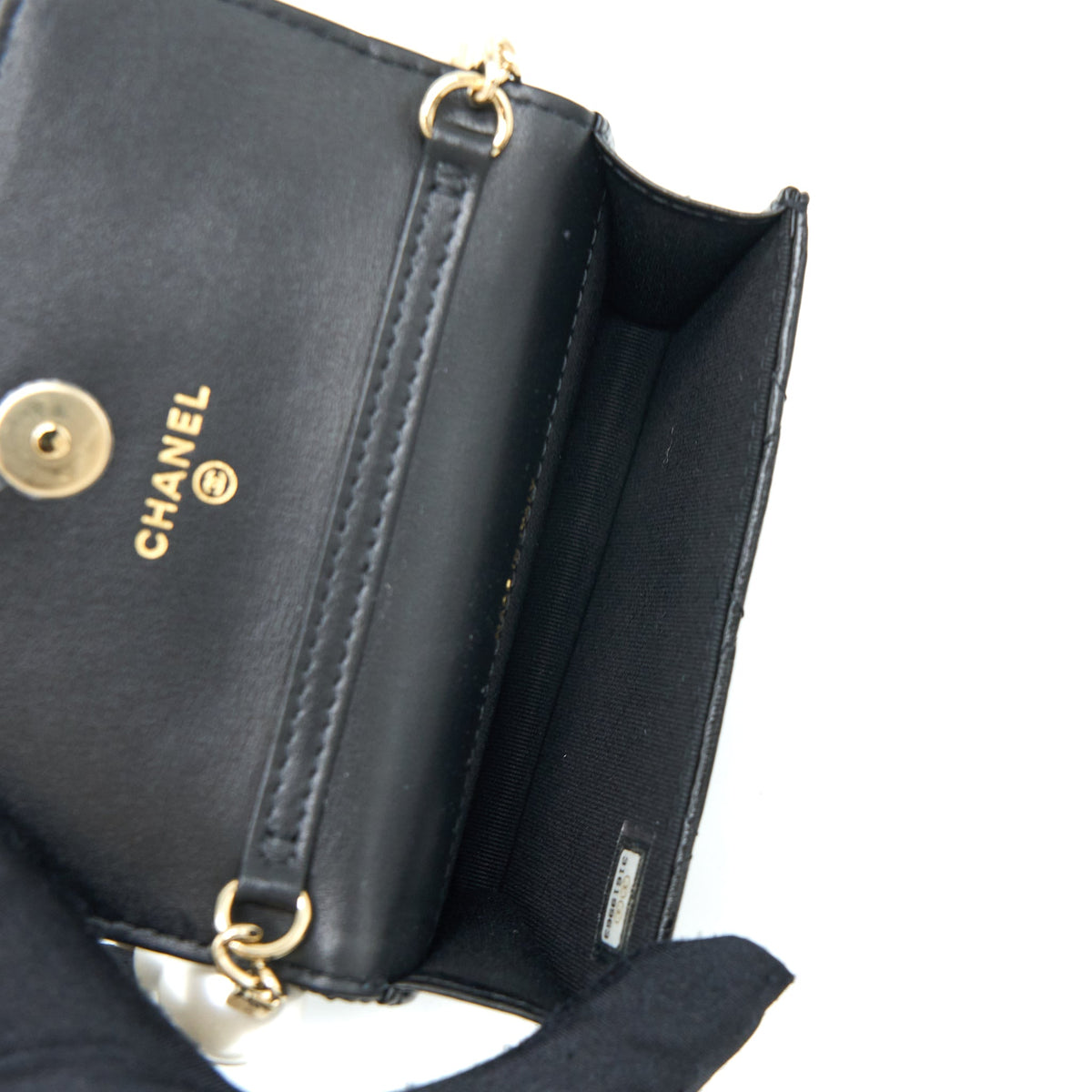 chanel-mini-flap-bag-with-giant-pearl-chain-lambskin-black-lghw