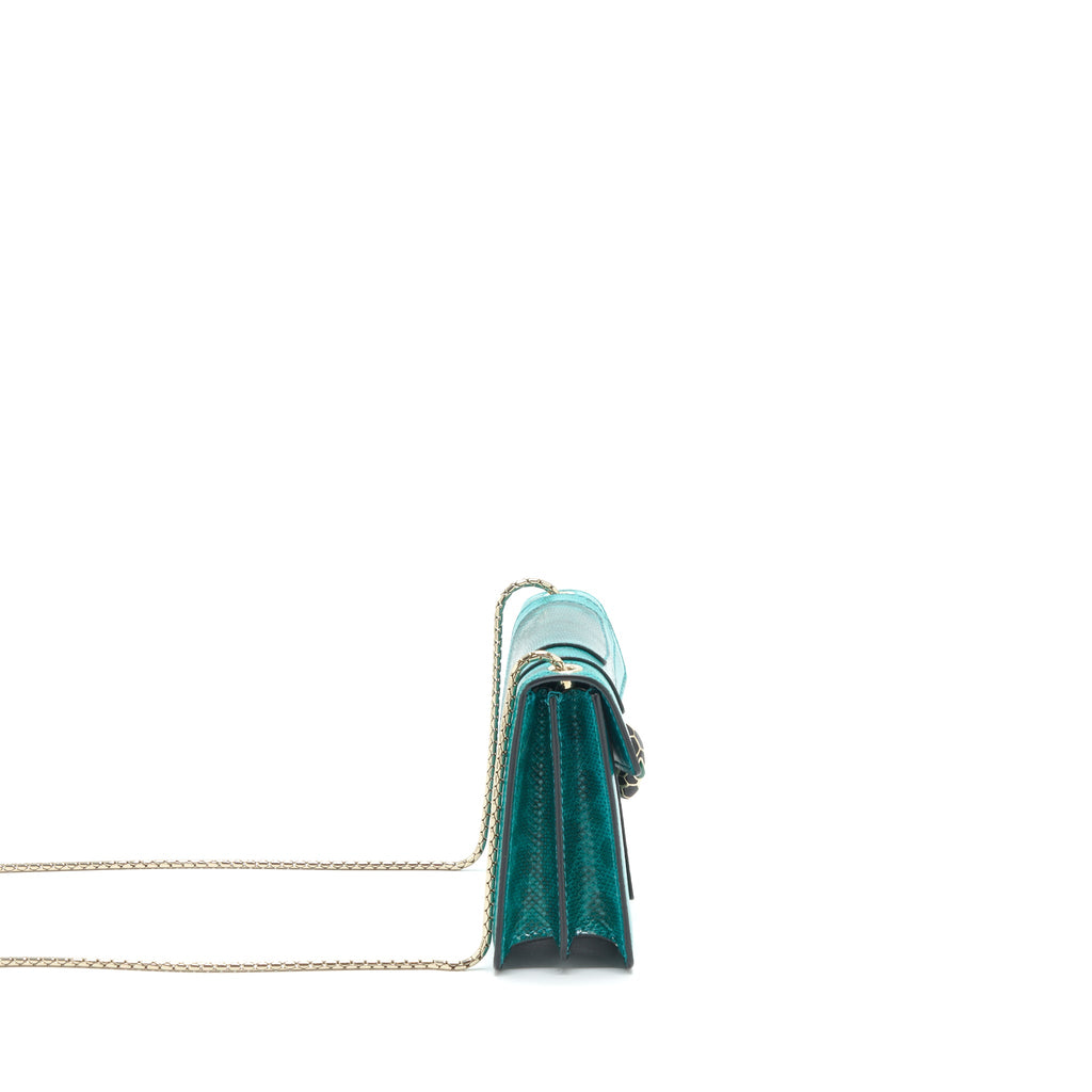 bvalgari-serpenti-forever-crossbody-mini-bag-karung-green