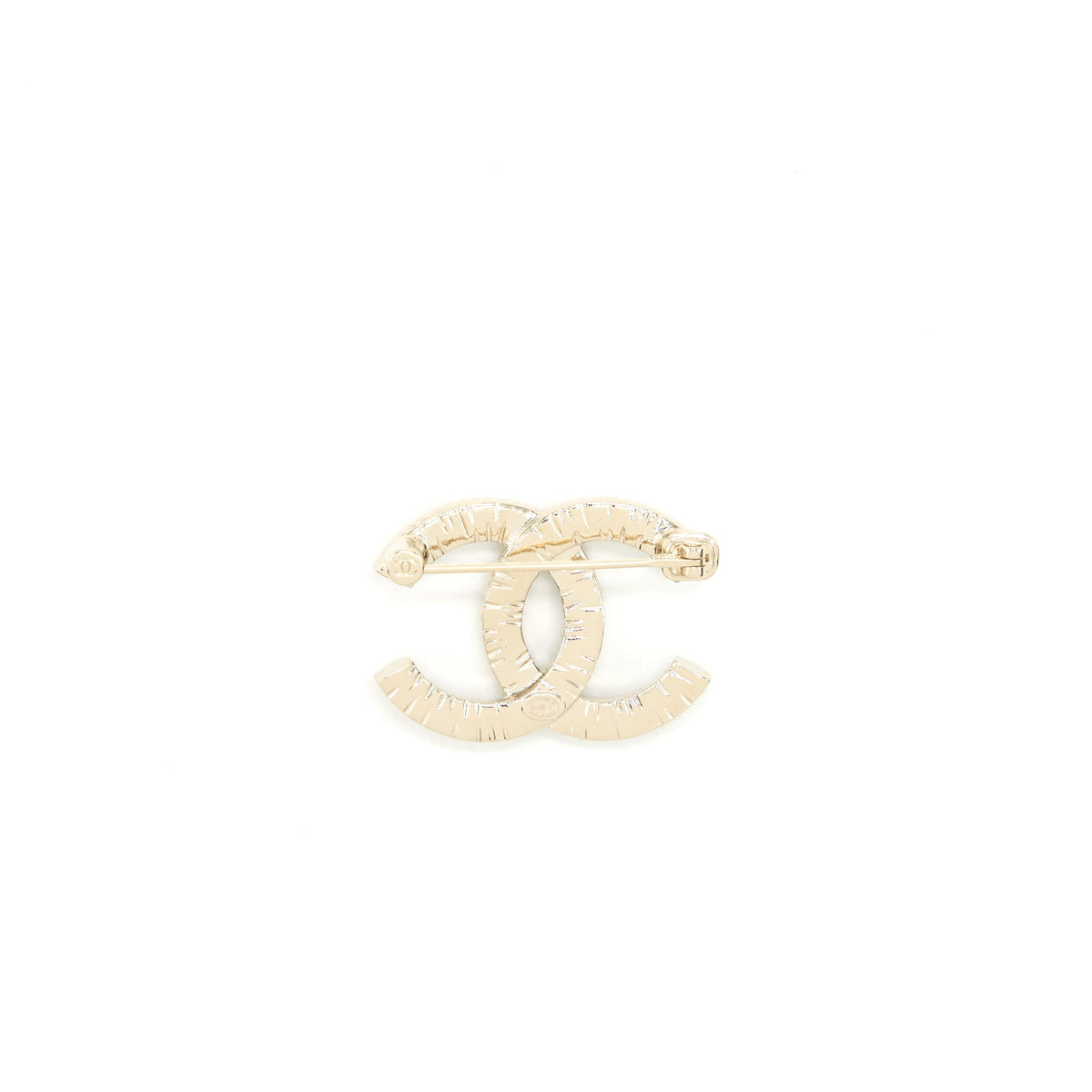 chanel-small-cc-logo-brooch-light-gold-tone-1