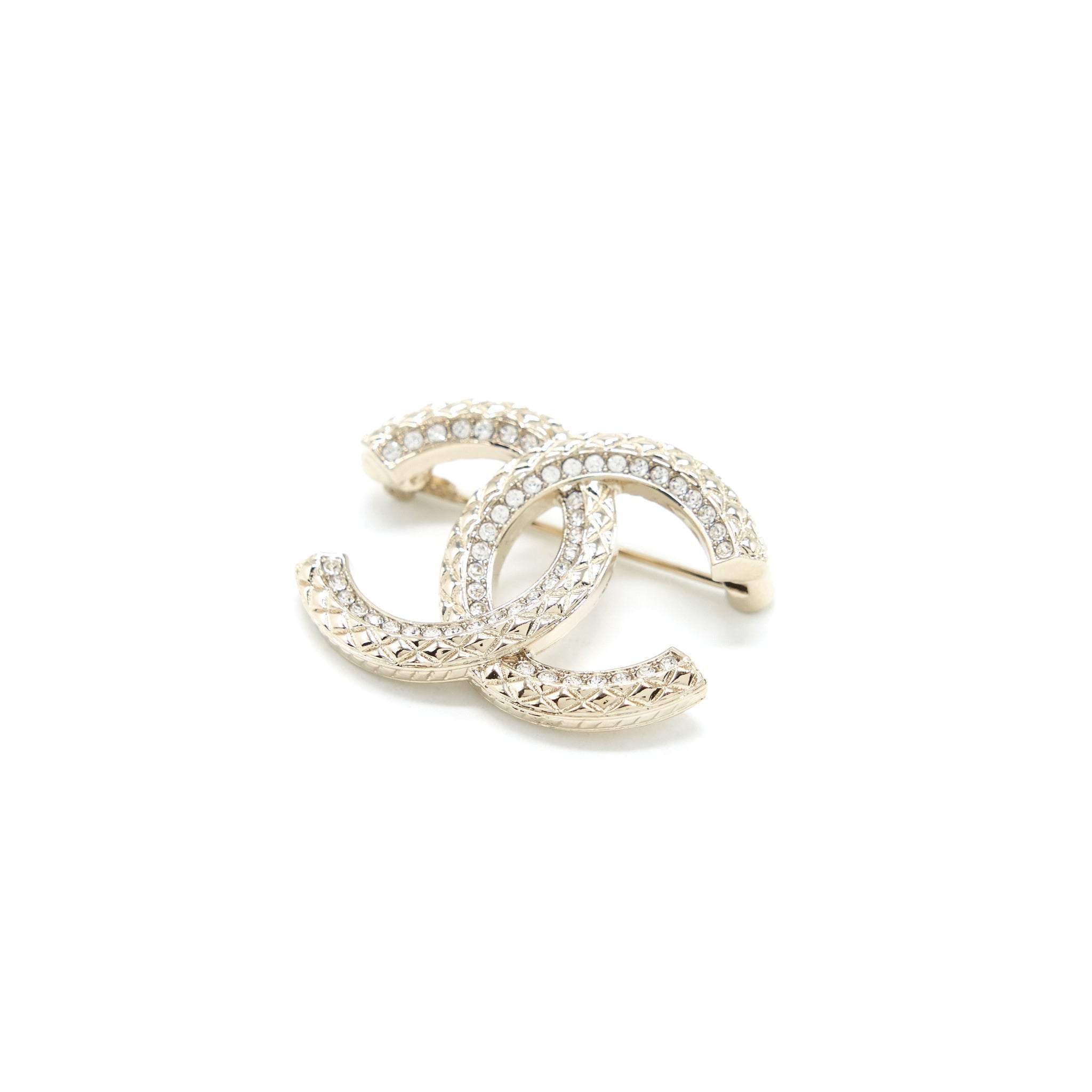chanel-small-cc-logo-brooch-light-gold-tone-1