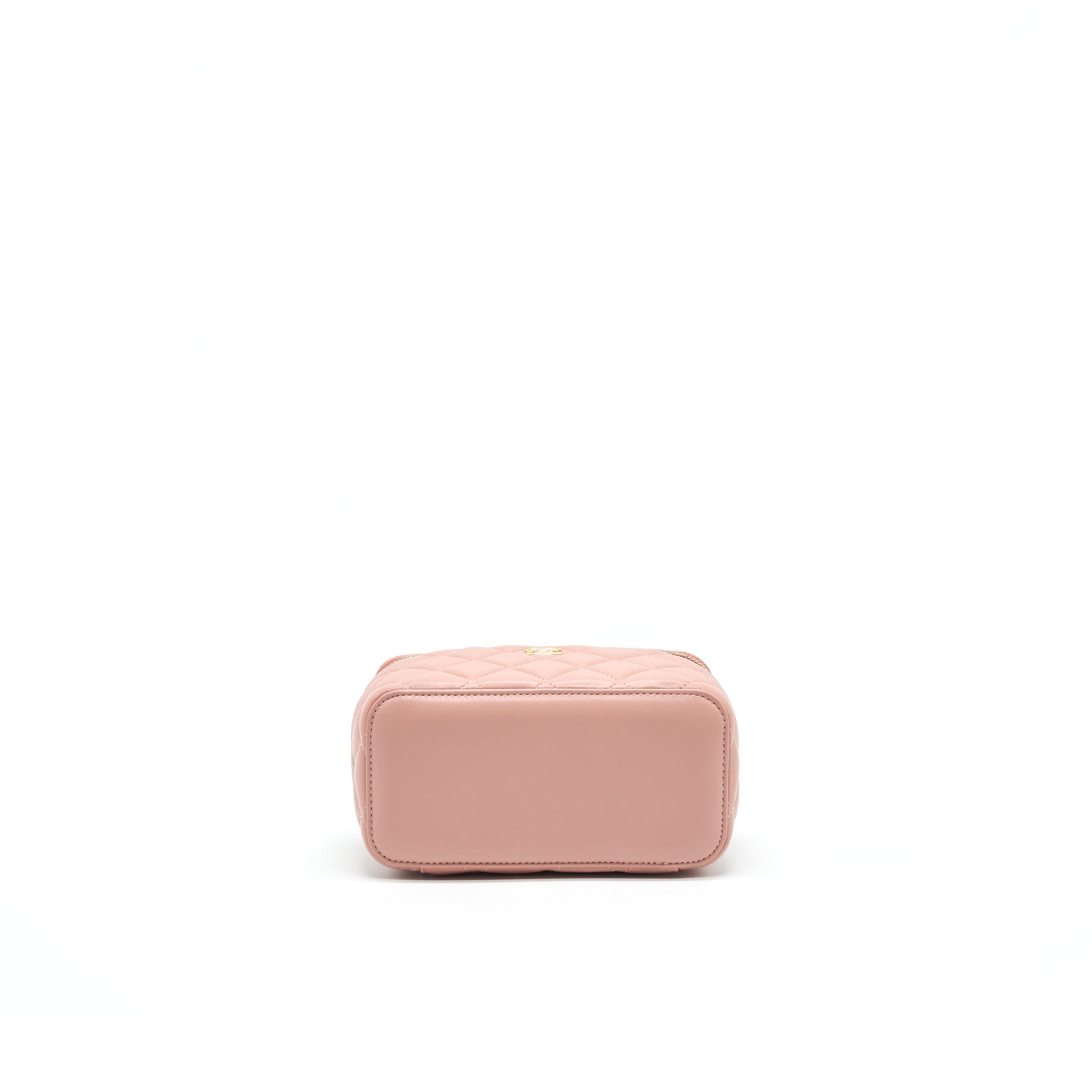 chanel-21b-dark-pink-pearl-crush-rectangular-vanity