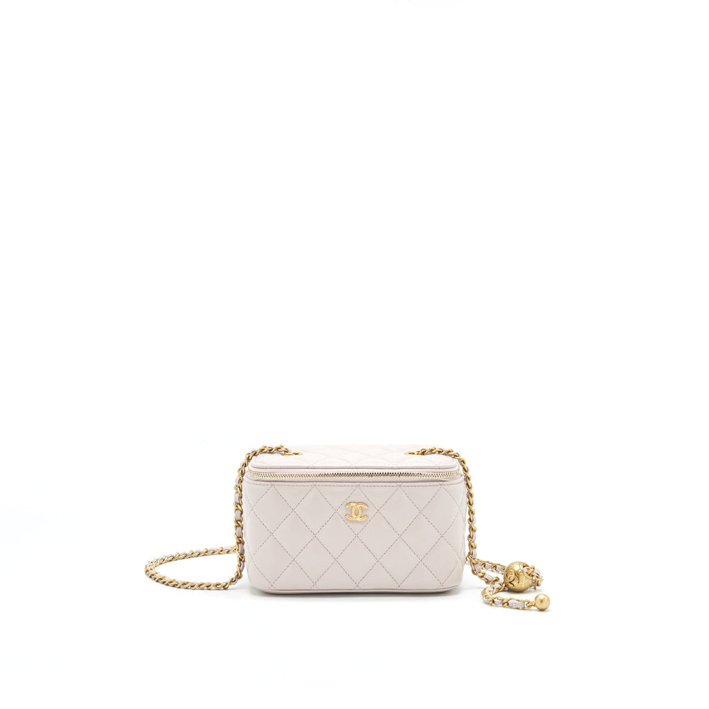 chanel-21b-light-purple-pearl-crush-rectangular-vanity