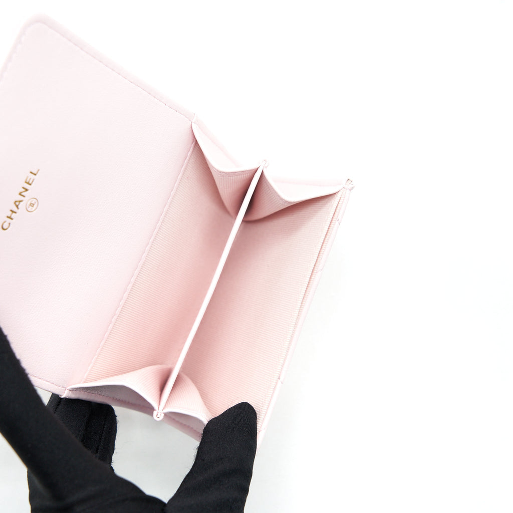 chanel-19-flap-cardholder-lambskin-light-pink-ghw