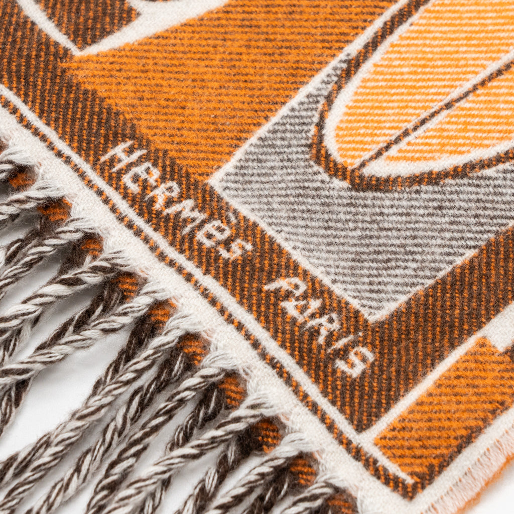 hermes-sea-surf-and-fun-muffler-cashmere-orange-brun-ivoire