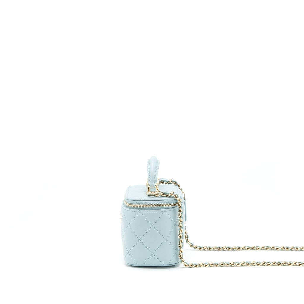 chanel-22s-mini-top-handle-vanity-case-lambskin-light-blue-lghw