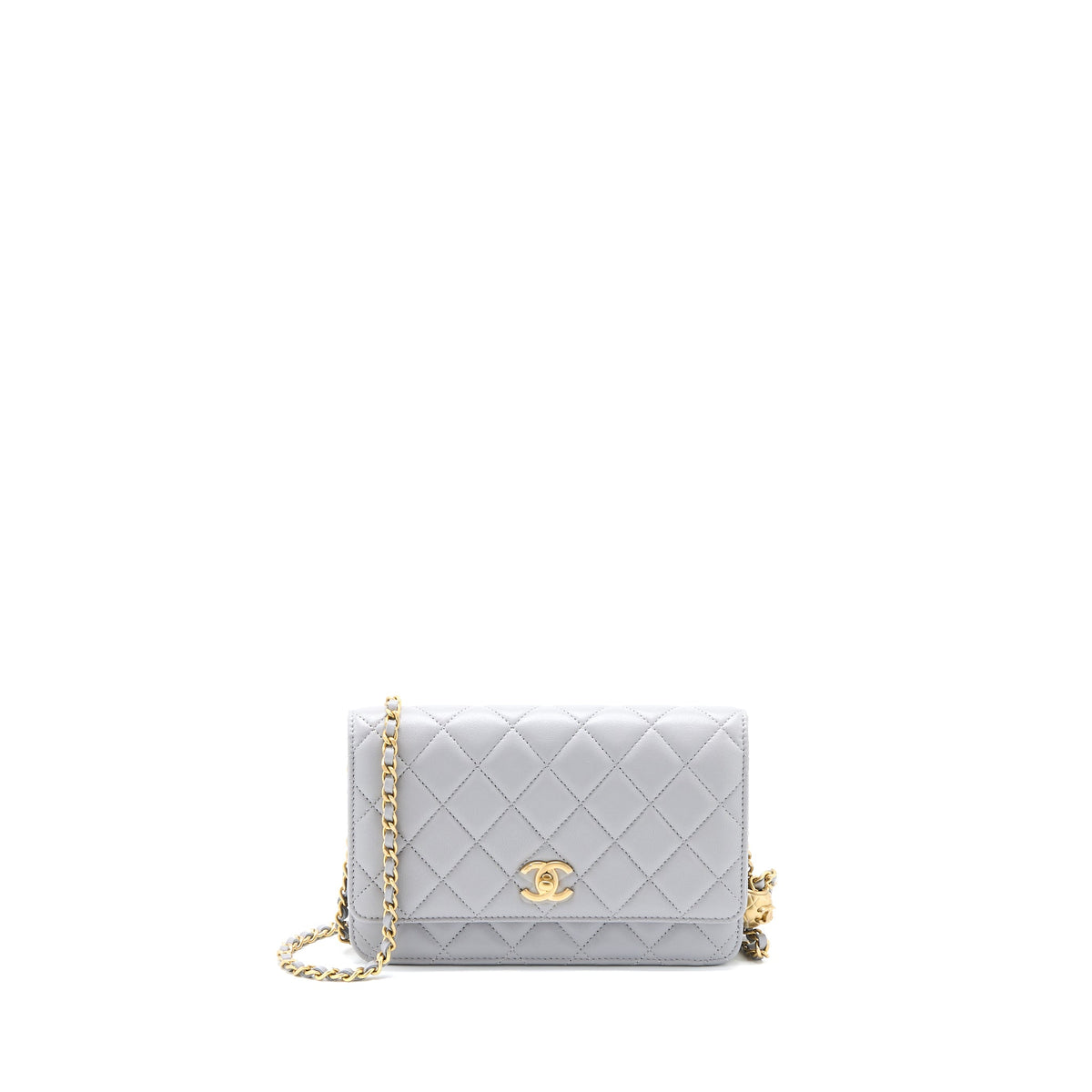 chanel-pearl-crush-wallet-on-chain-light-grey-ghw-microchip
