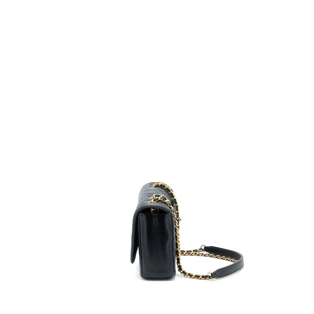 chanel-filigree-flap-bag-caviar-black-ghw