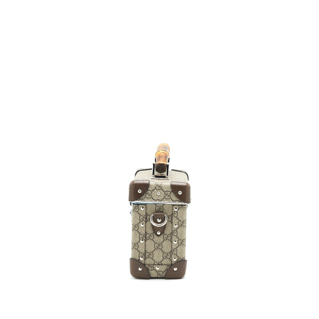 gucci-globe-trotter-gg-beauty-case