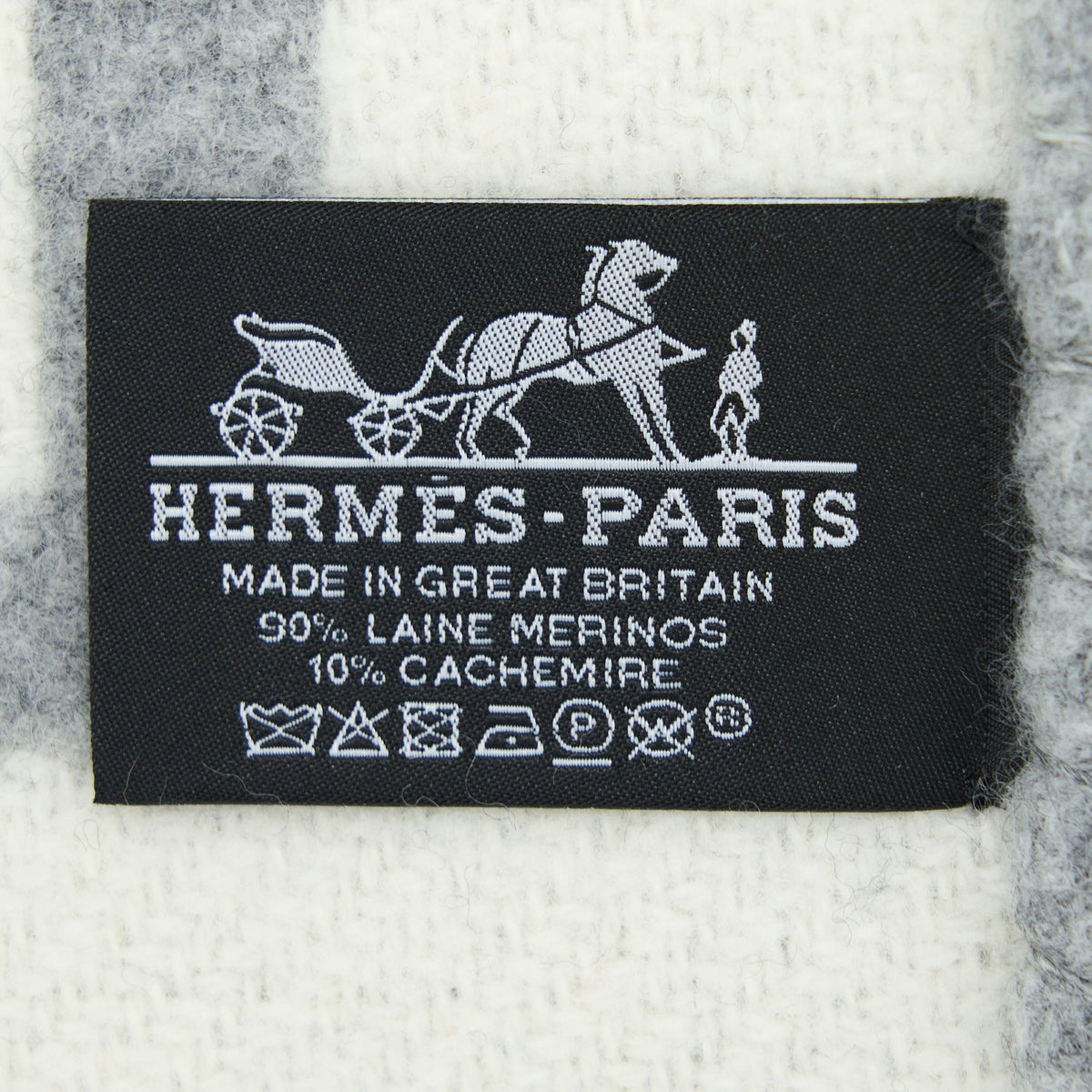 hermes-avalon-throw-blanket-ecru-gris-clair-1