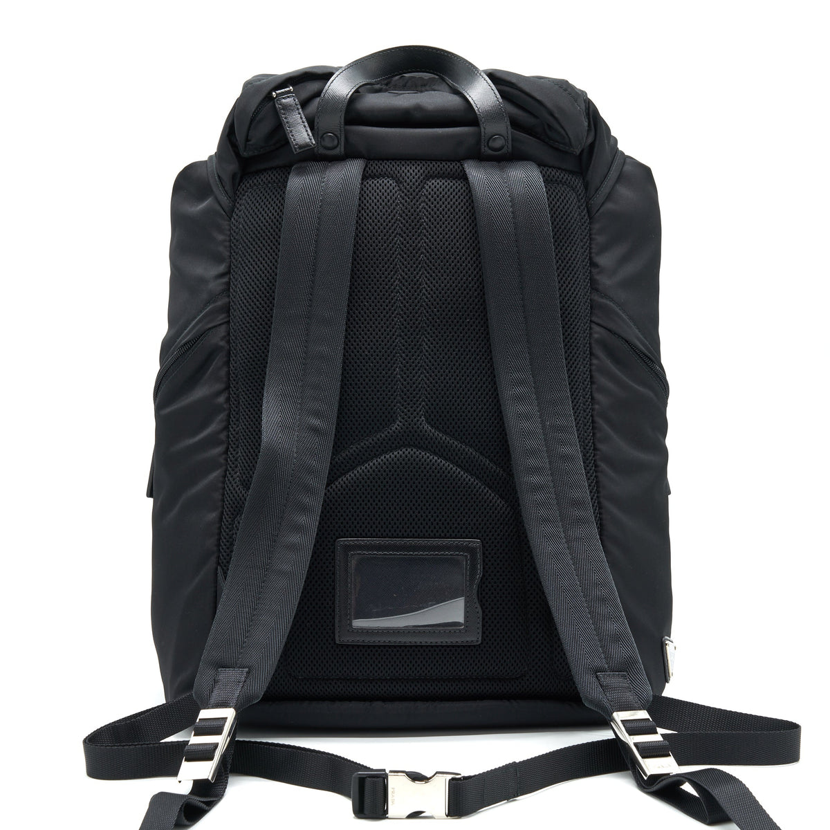 prada-nylon-backpack-xl