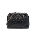 chanel-quilted-tote-bag-serial-17