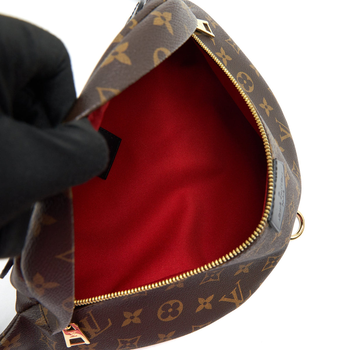 louis-vuitton-my-lv-world-tour-bumbag-monogram-canvas-black