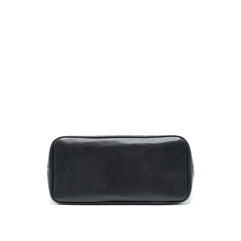 chanel-vintag-medallion-tote-bag-caviar-black-shw