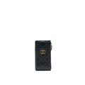 chanel-19-phone-and-card-holder-lambskin-quilted-black