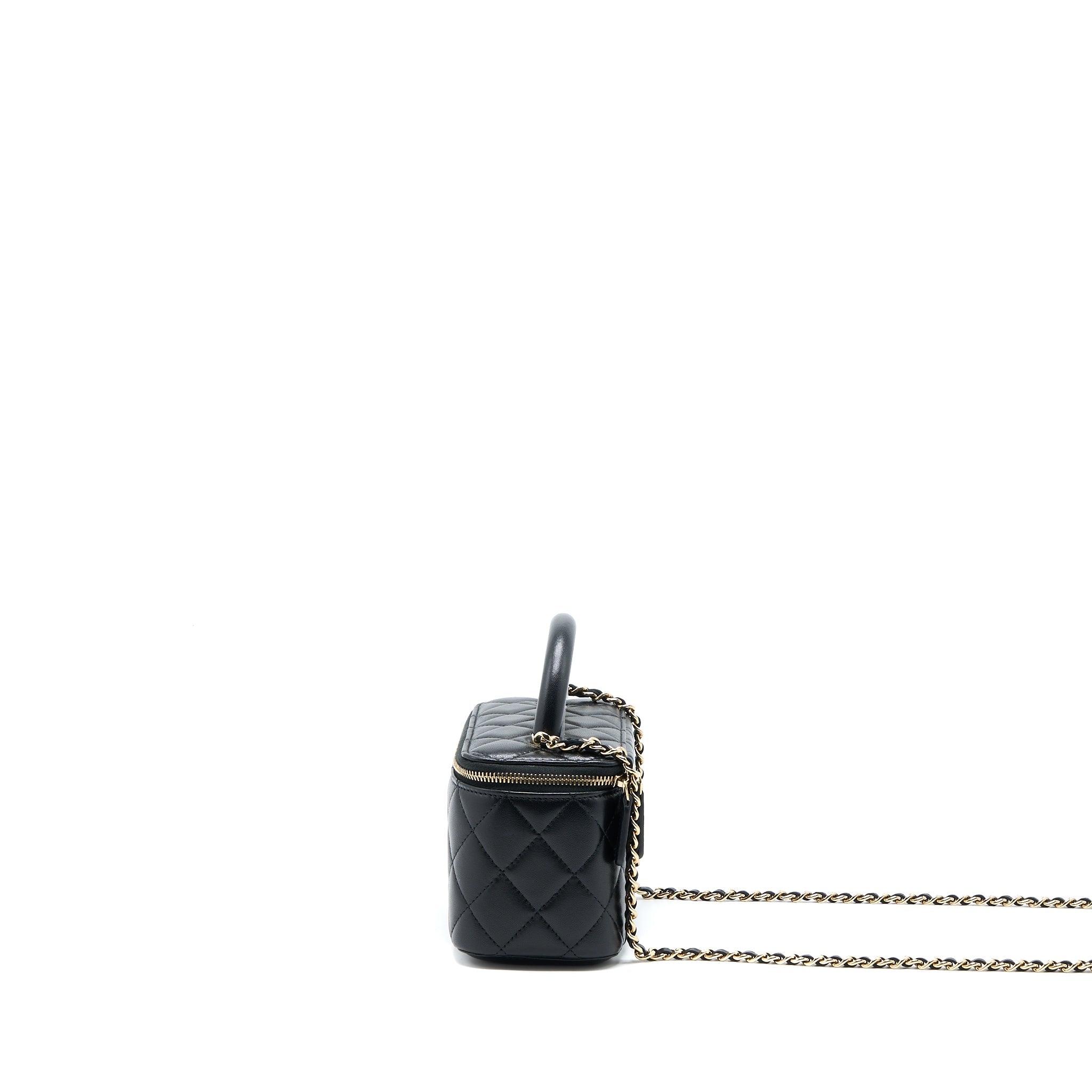chanel-22a-top-handle-long-vanity-case-lambskin-black-lghw