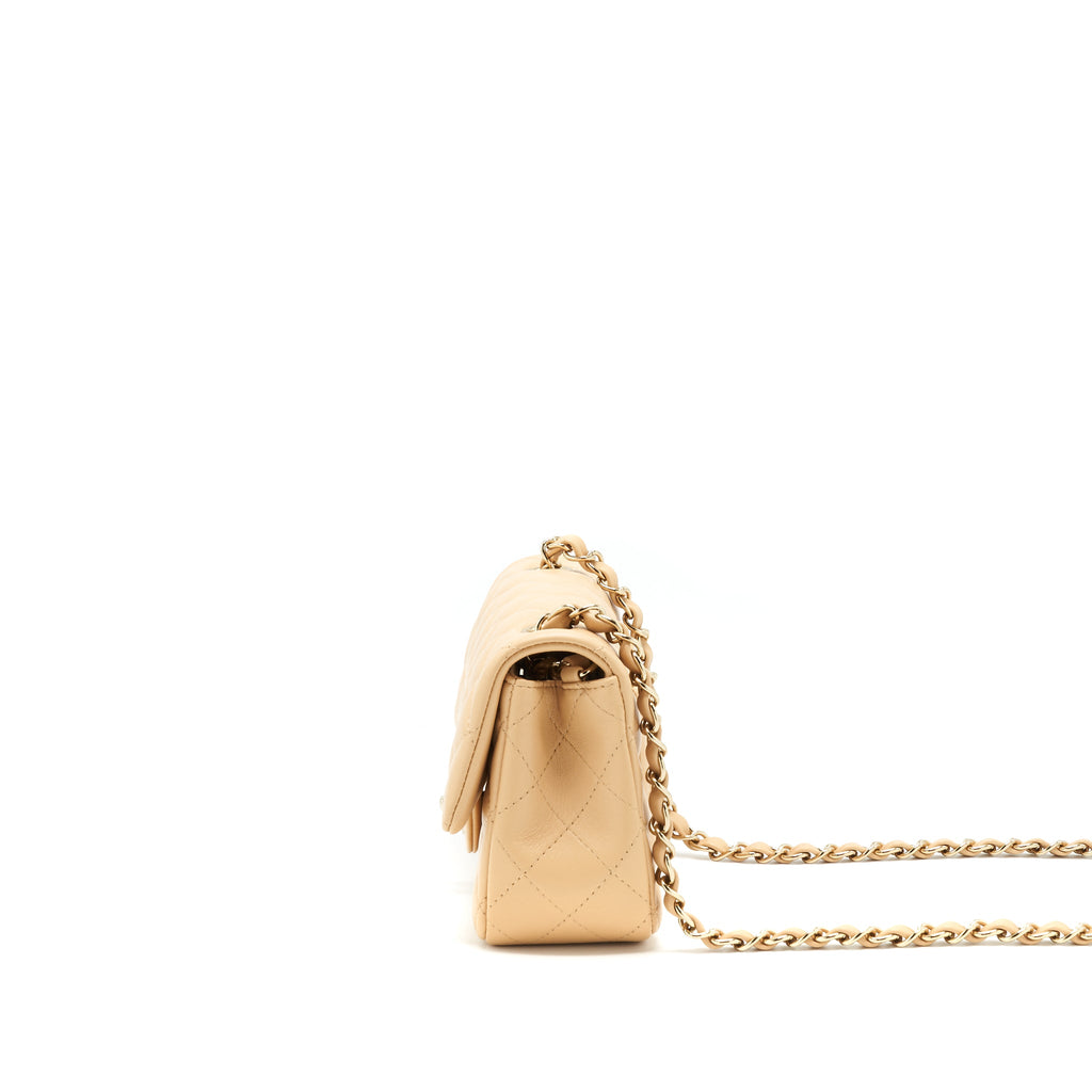 chanel-22c-mini-rectangular-flap-bag-lambskin-beige-lghw