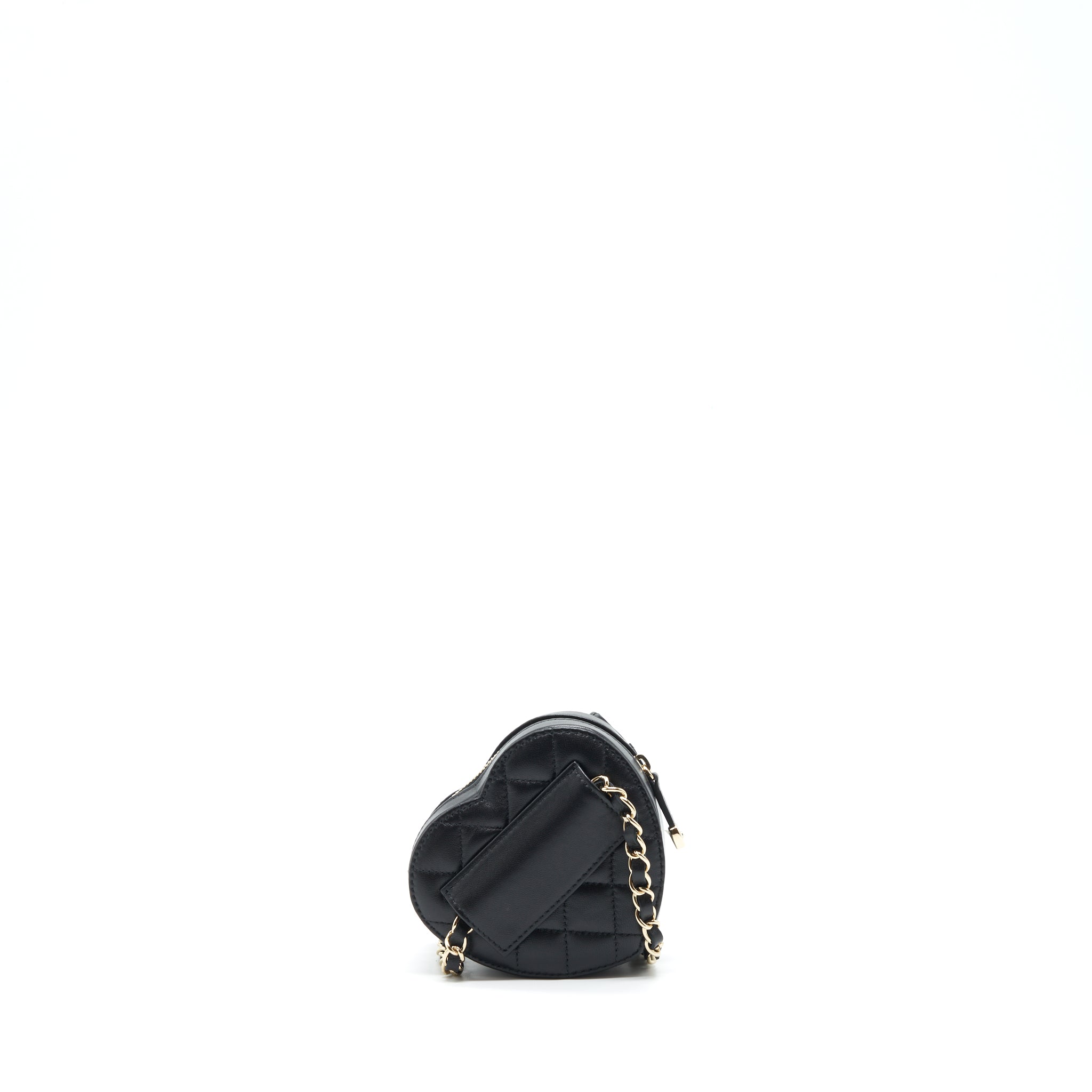 chanel-22s-heart-belt-bag-lambskin-black-lghw