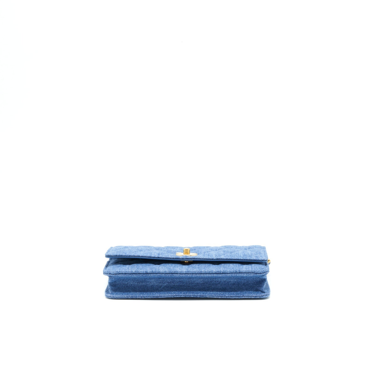 chanel-22c-pearl-crush-wallet-on-chain-denim-ghw-1