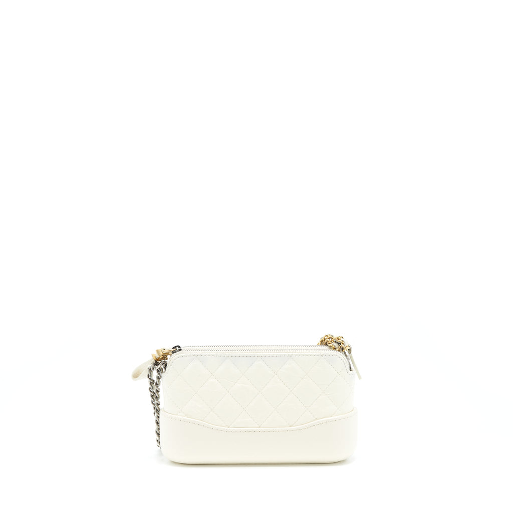 chanel-gabrielle-clutch-on-chain-aged-calfskin-white-with-silver-and-gold-hardware