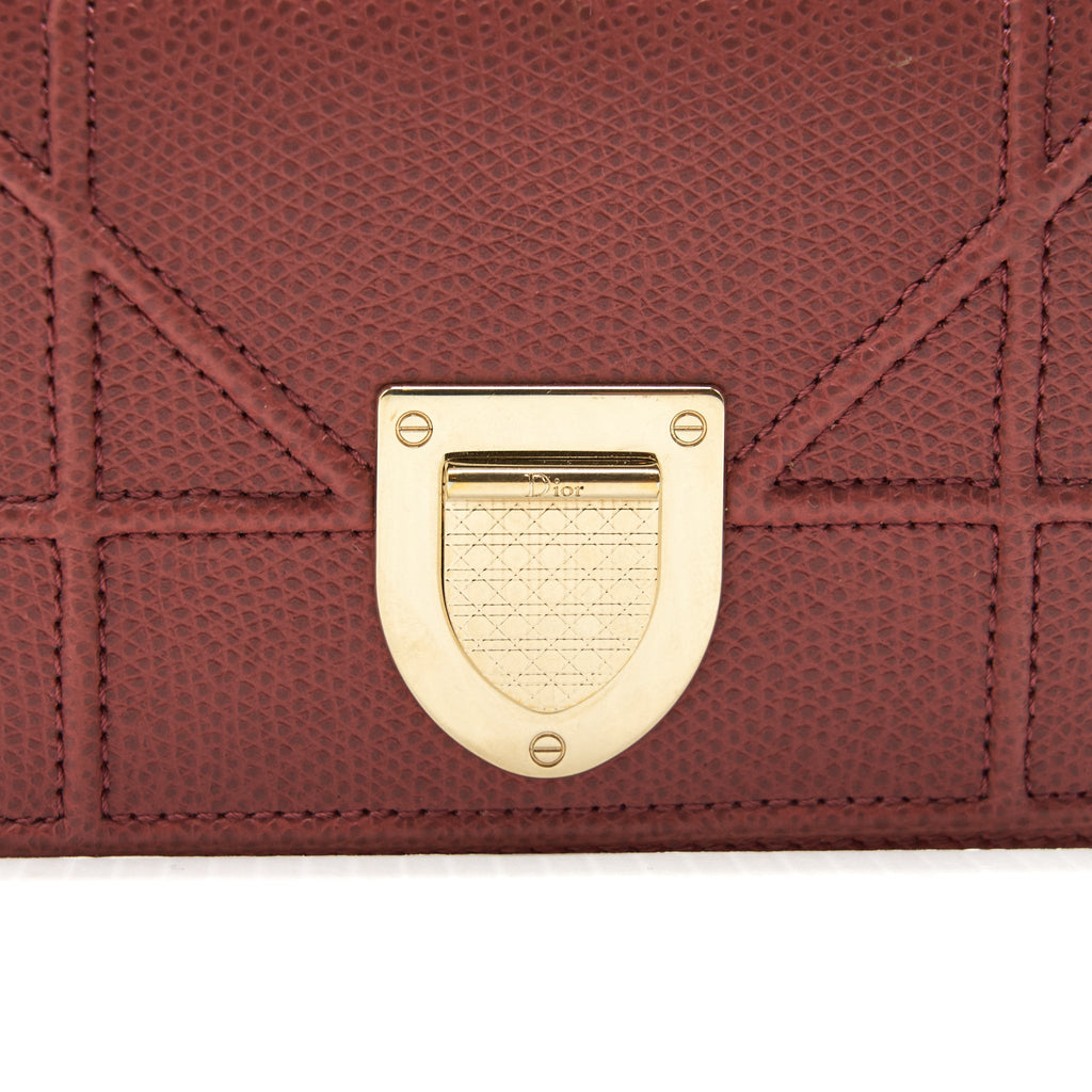 dior-diorama-small-wallet-dark-pink-lghw
