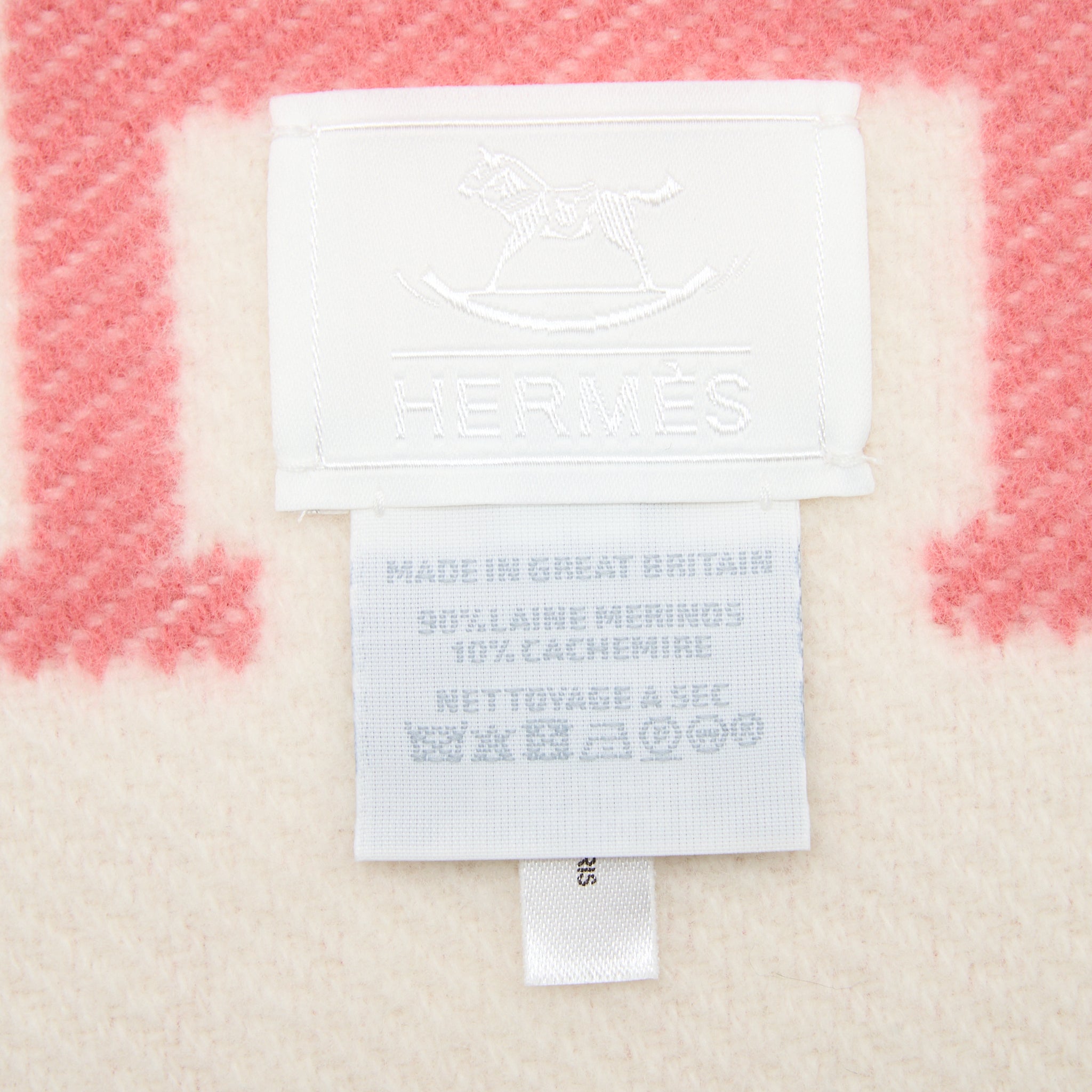 hermes-avalon-baby-blanket-rose-airelle-blanc