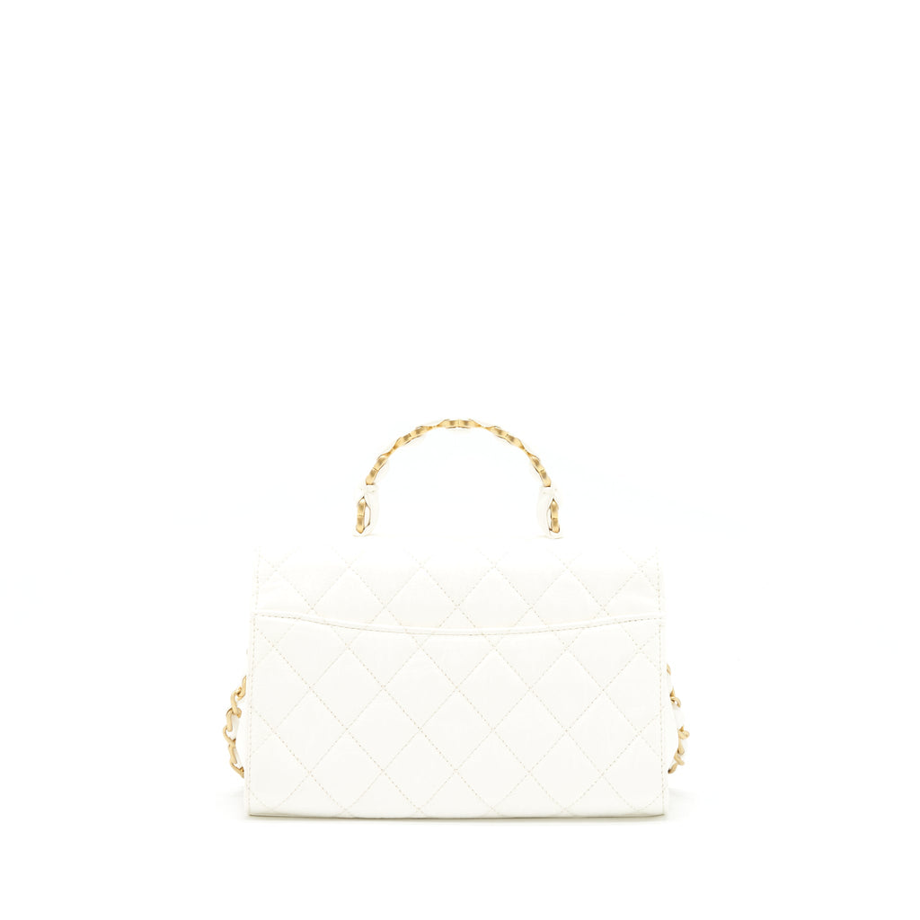 chanel-seasonal-flap-bag-lambskin-white-ghw