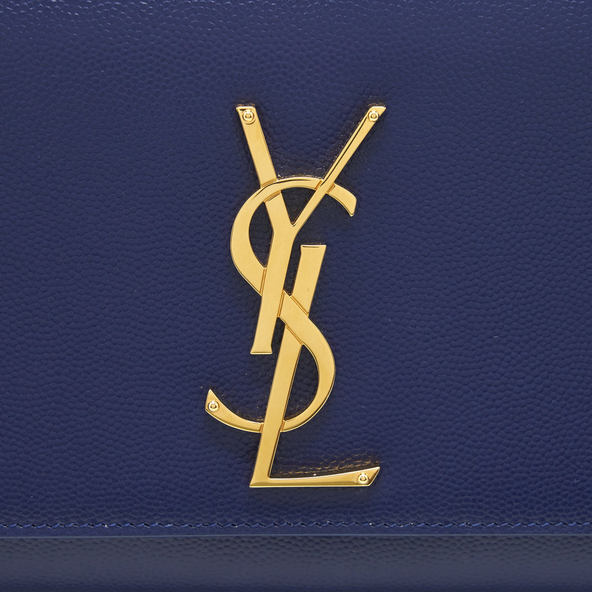 saint-laurent-ysl-clutch-caviar-blue-ghw