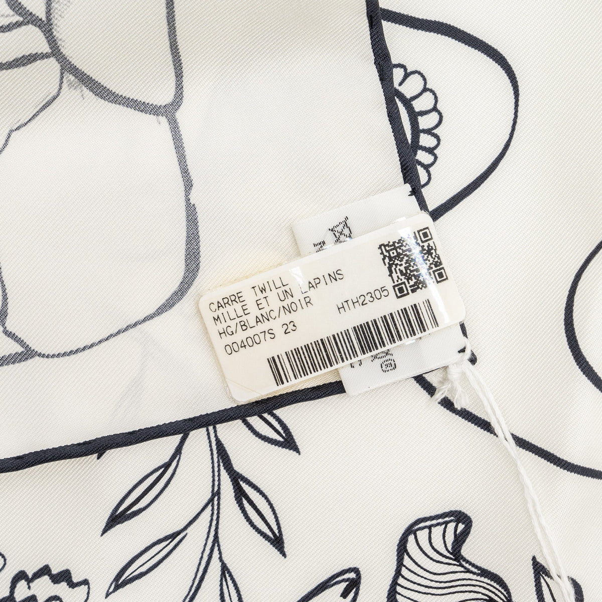 hermes-90cm-silk-scarf-mille-et-un-lapins-white-black