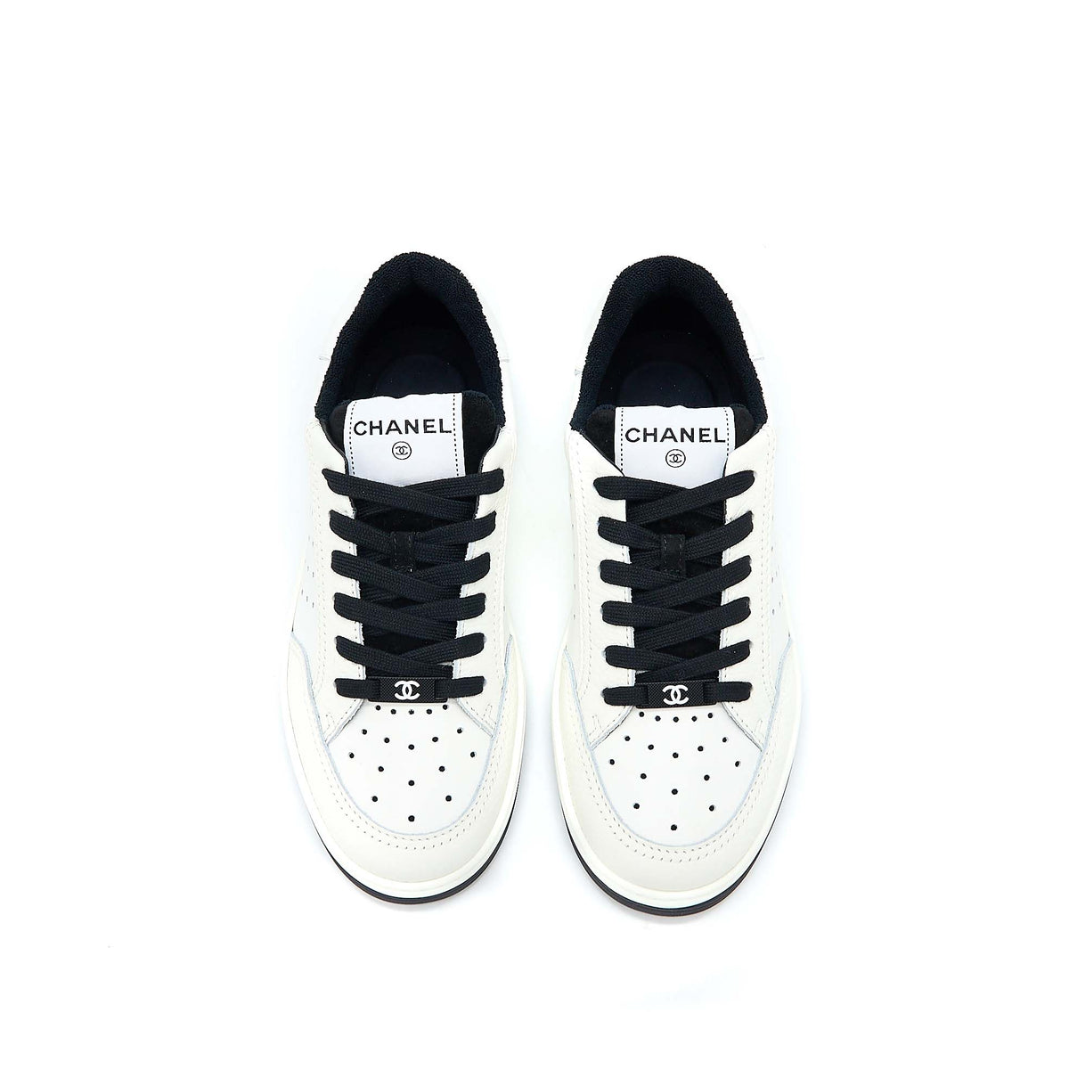 chanel-size-37-5-letter-cc-logo-sneaker-calfskin-suede-black-white