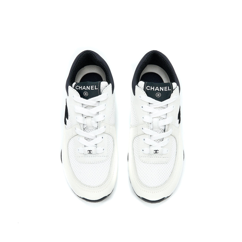 chanel-size-37-cc-logo-sneaker-calfskin-black-white