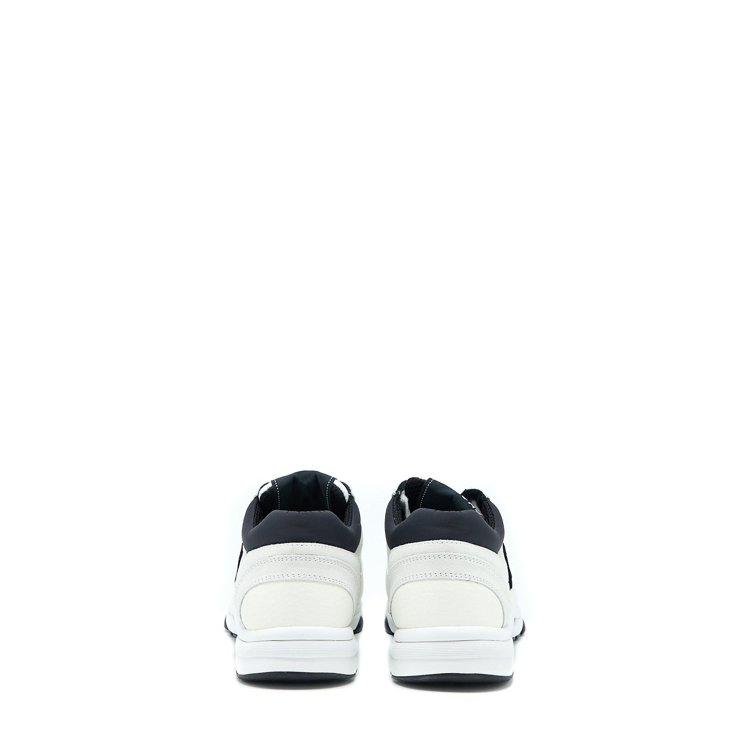 chanel-size-37-cc-logo-sneaker-calfskin-black-white