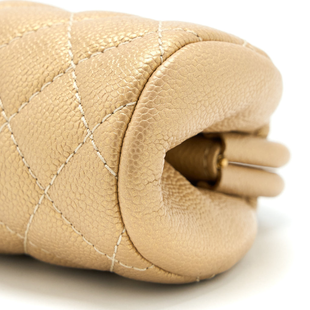 chanel-timeless-clutch-caviar-gold-brushed-ghw