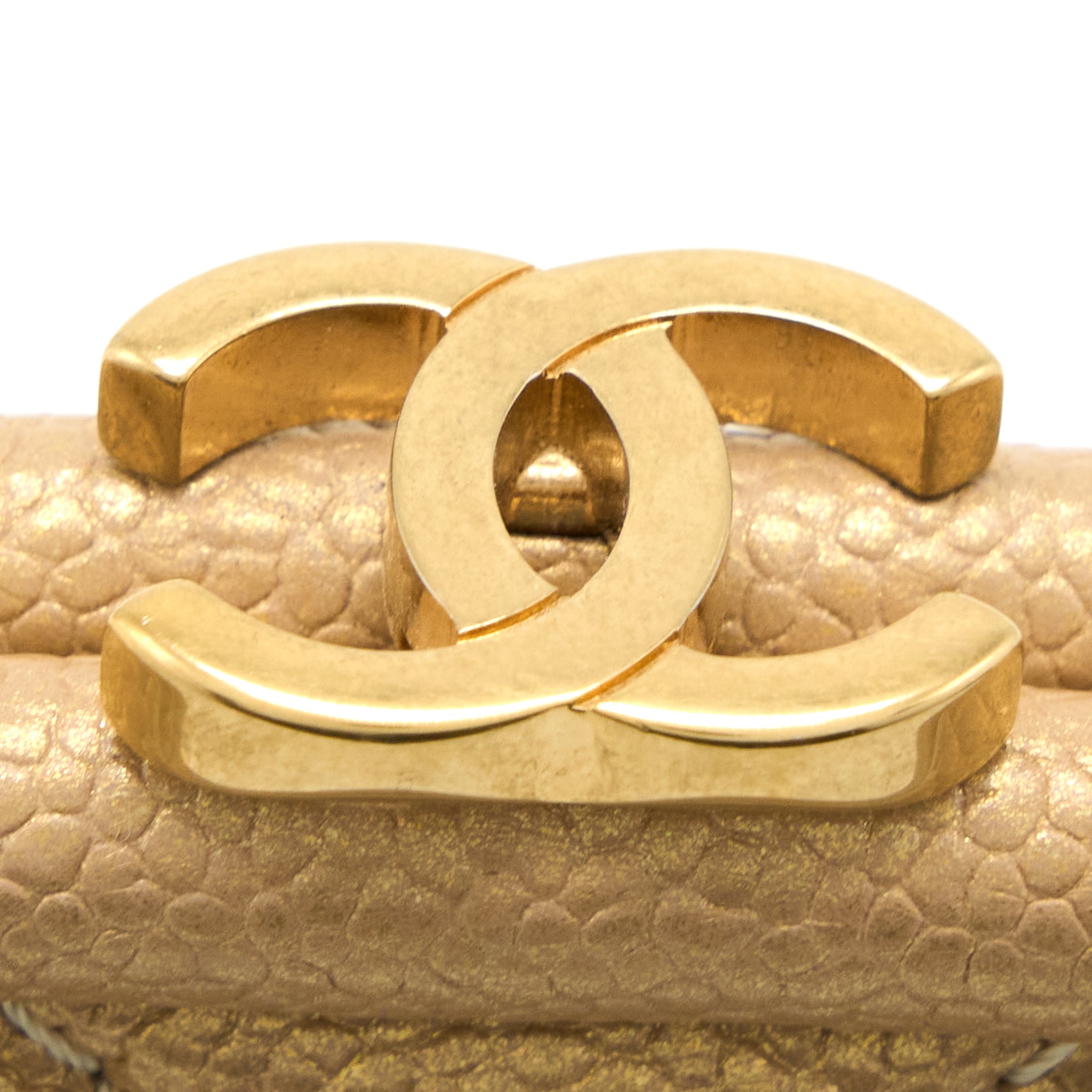 chanel-timeless-clutch-caviar-gold-brushed-ghw