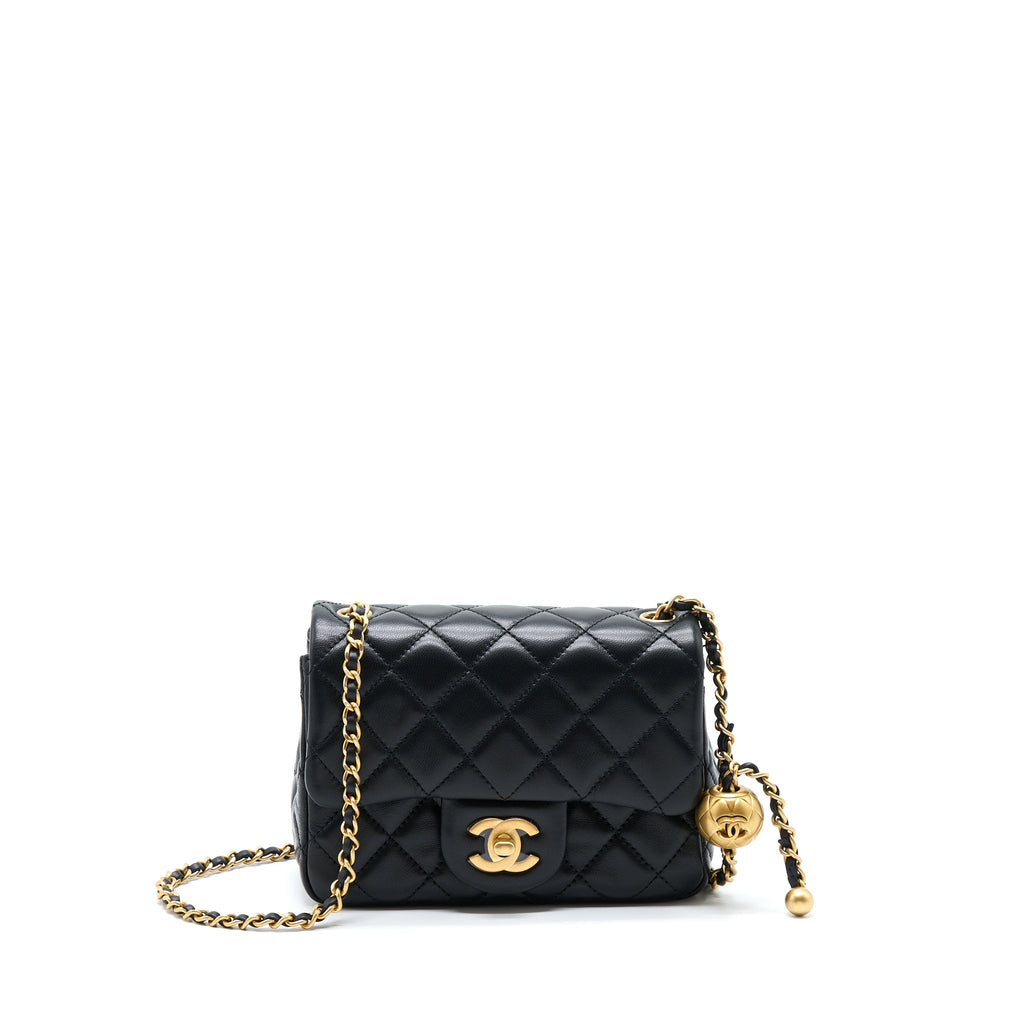 chanel-pearl-crush-mini-rectangular-flap-bag-lambskin-black-ghw-microchip-1