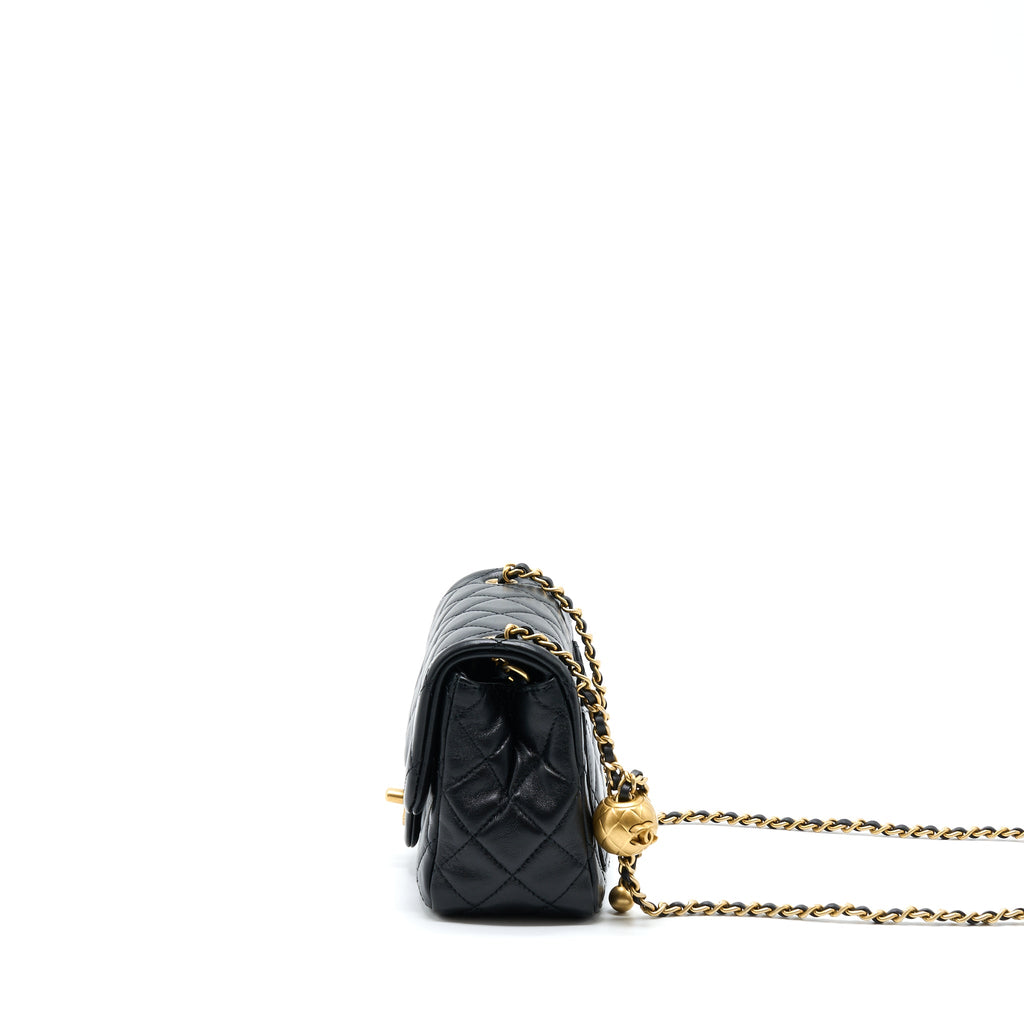 chanel-pearl-crush-mini-rectangular-flap-bag-lambskin-black-ghw-microchip-1