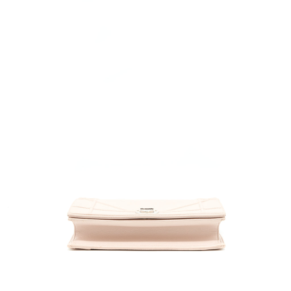 dior-medium-diorama-bag-grained-calfskin-light-pink-shw
