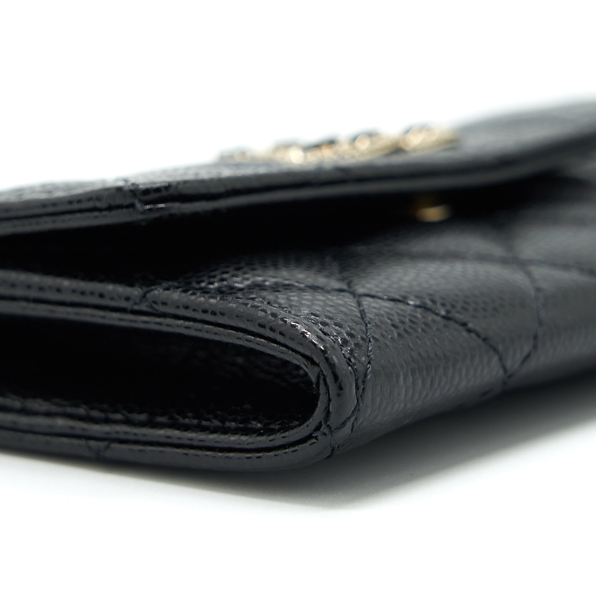 chanel-22s-detailed-logo-mini-flap-card-holder-caviar-black-lghw
