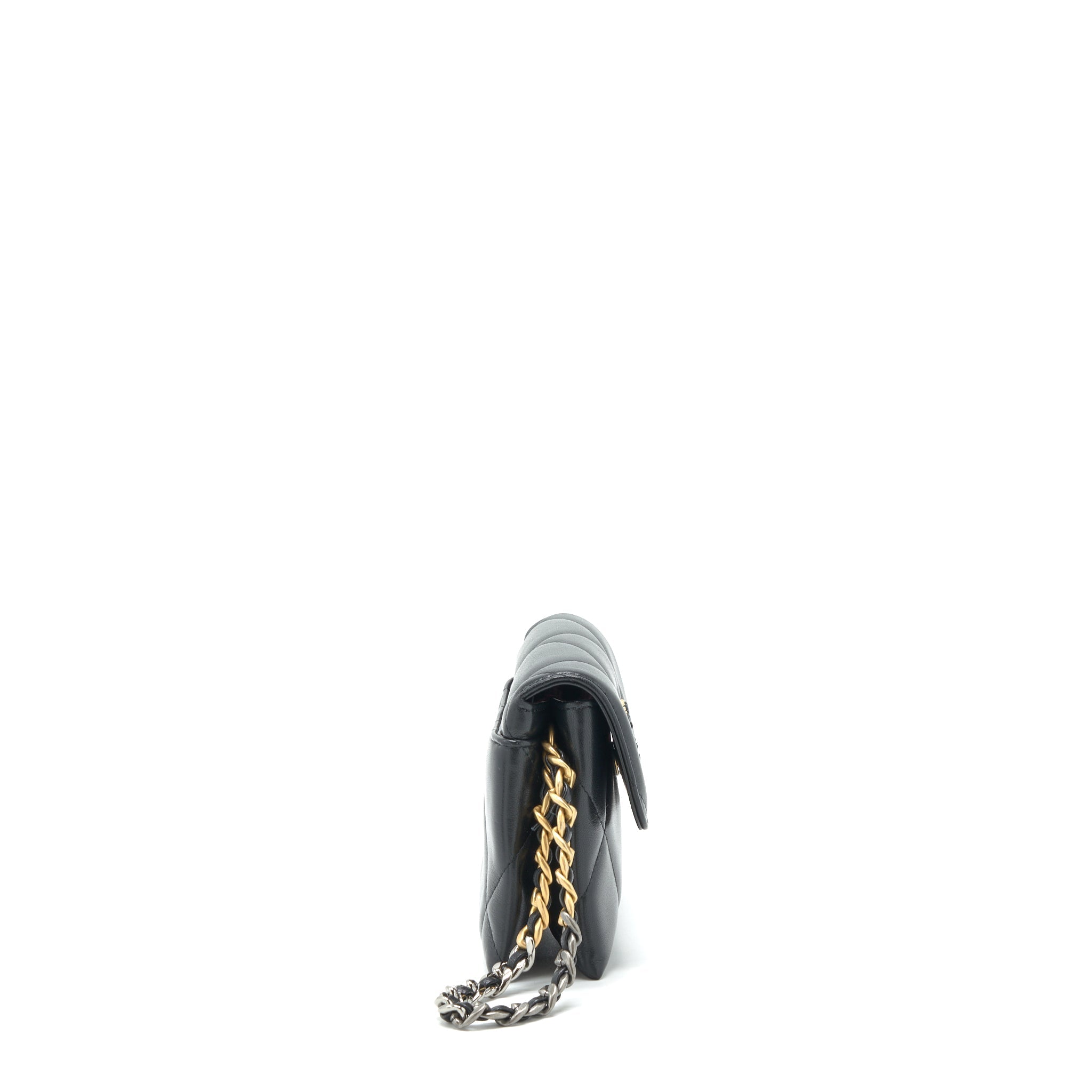 chanel-19-flap-bag-small-ghw