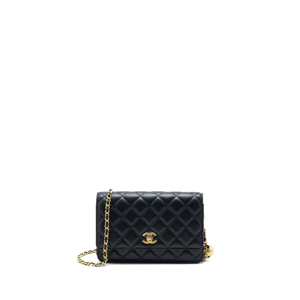 chanel-pearl-crush-wallet-on-chain-lambskin-black-ghw-microchip-4
