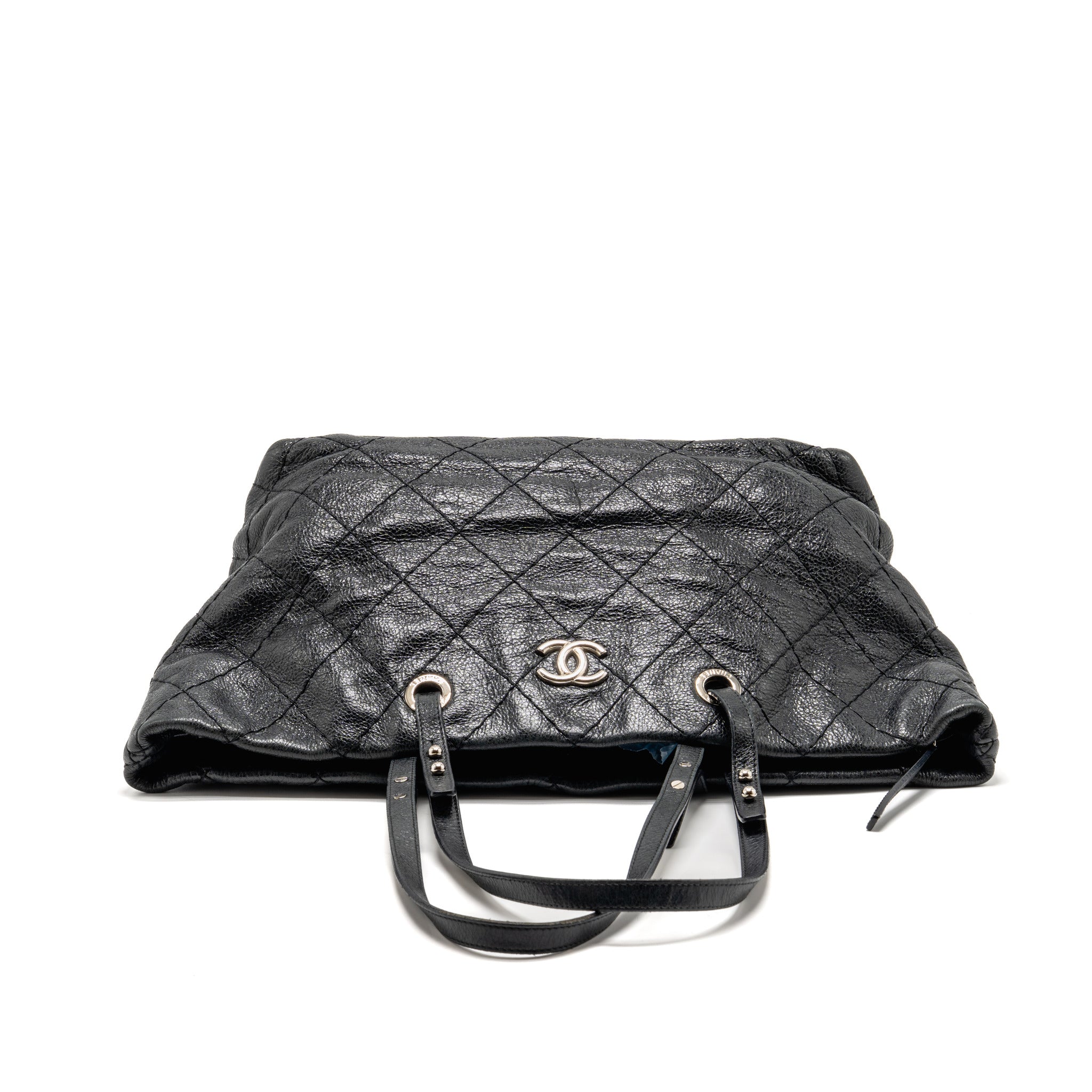 chanel-on-the-road-large-shopping-tote-bag-shiny-grained-calfskin-black-shw