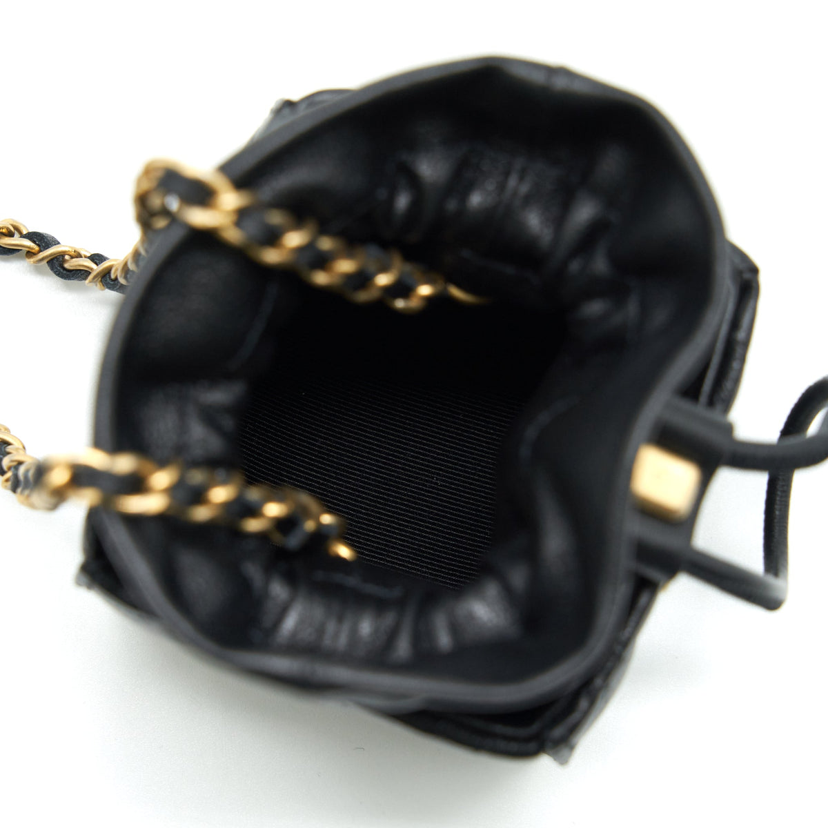 chanel-mini-vanity-pouch-with-chain-lambskin-blac-ghw