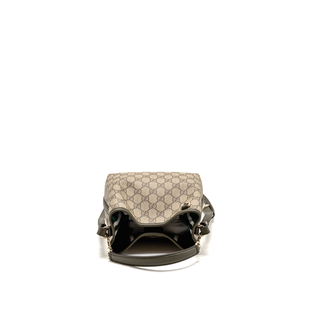 gucci-small-gg-emblem-bucket-bag-gg-supreme-canvas-leather-beige-khaki-lghw