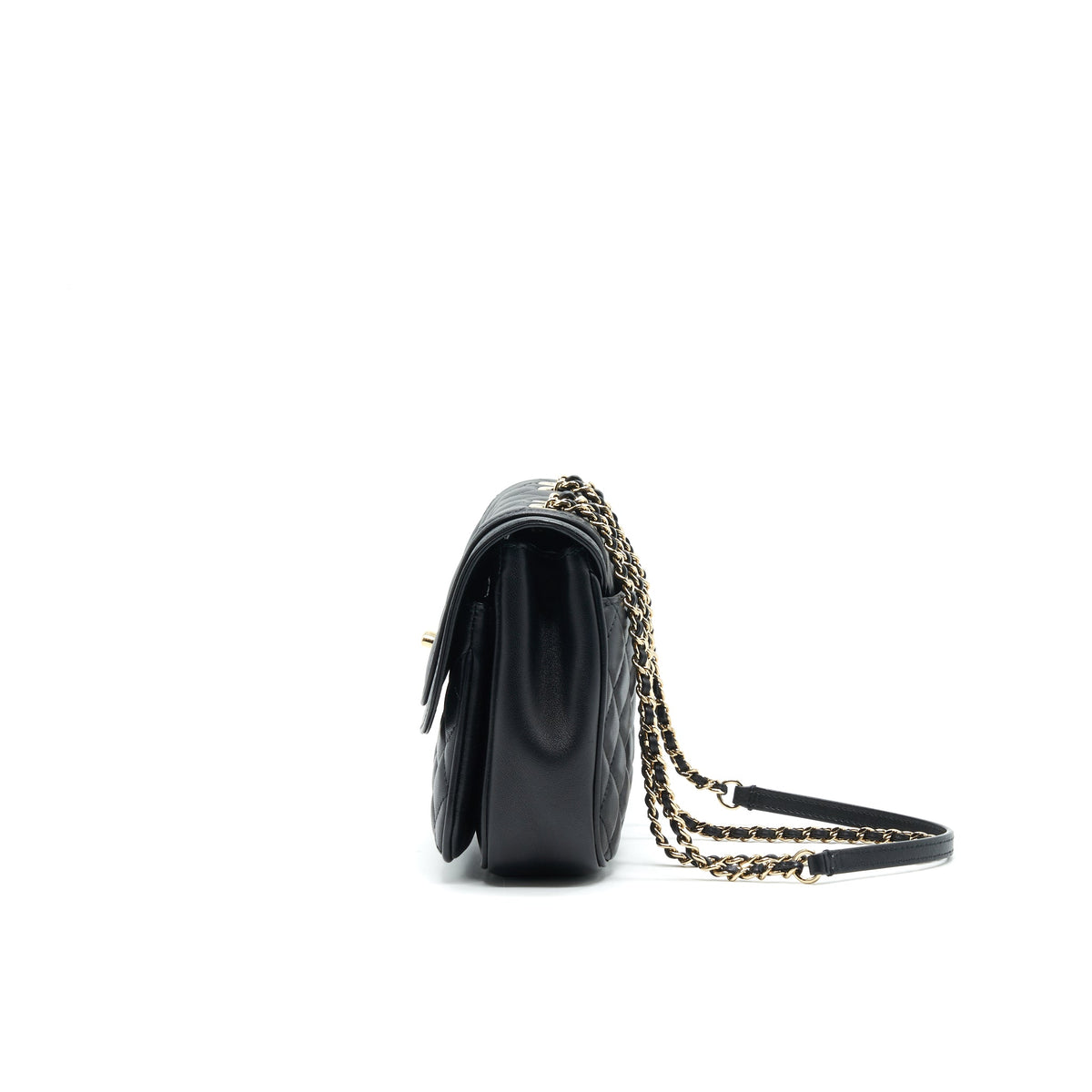 chanel-square-flap-bag-lambskin-in-black-ghw