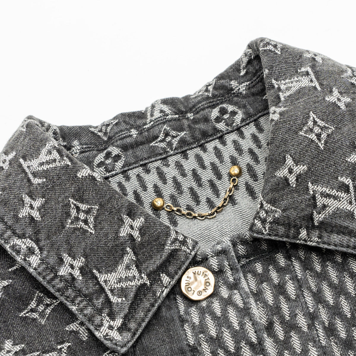 louis-vuitton-size-44-monogram-denim-jacket-grey