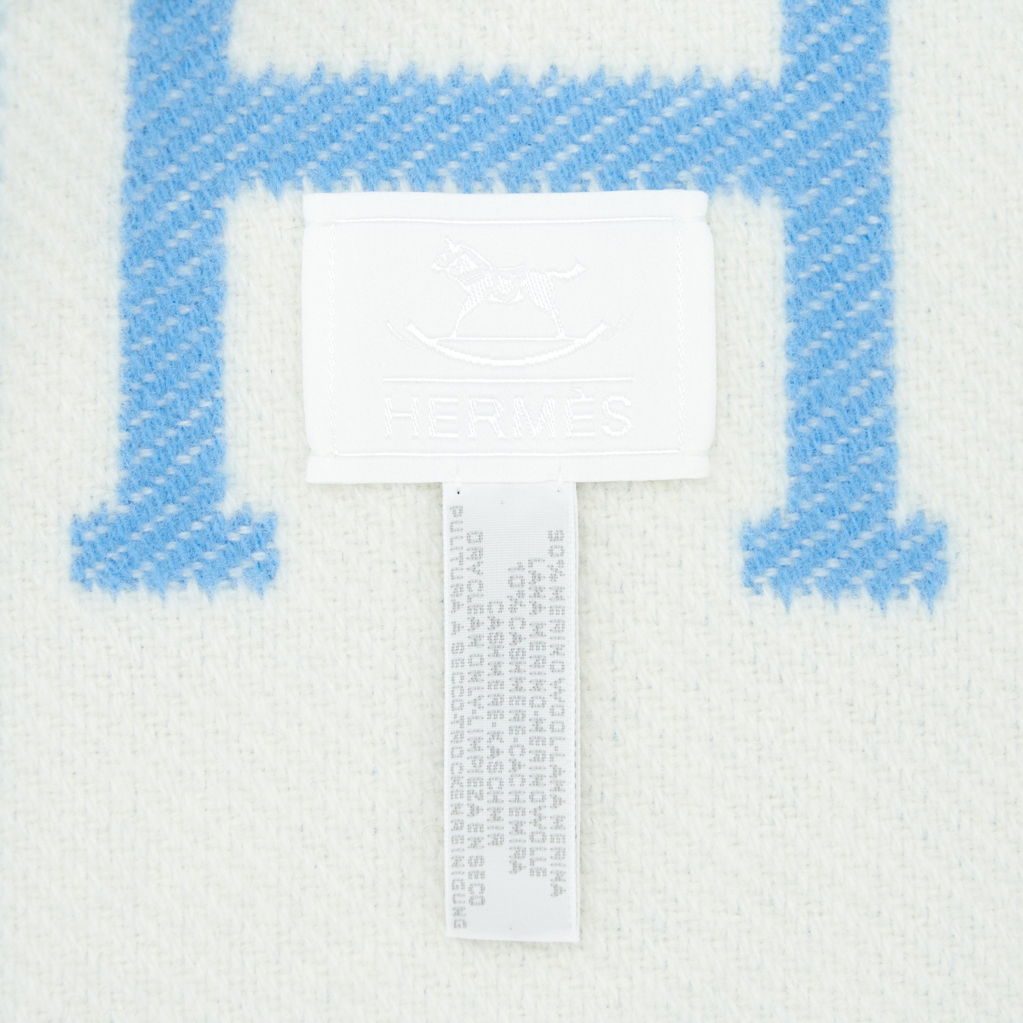 hermes-avalon-baby-blanket-bleu-genievre-blanc-100-x-140cm