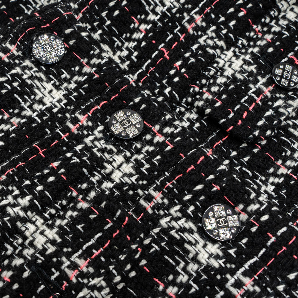 copy-of-chanel-size-34-21k-tweed-jacket-multicolor-black-white-pink