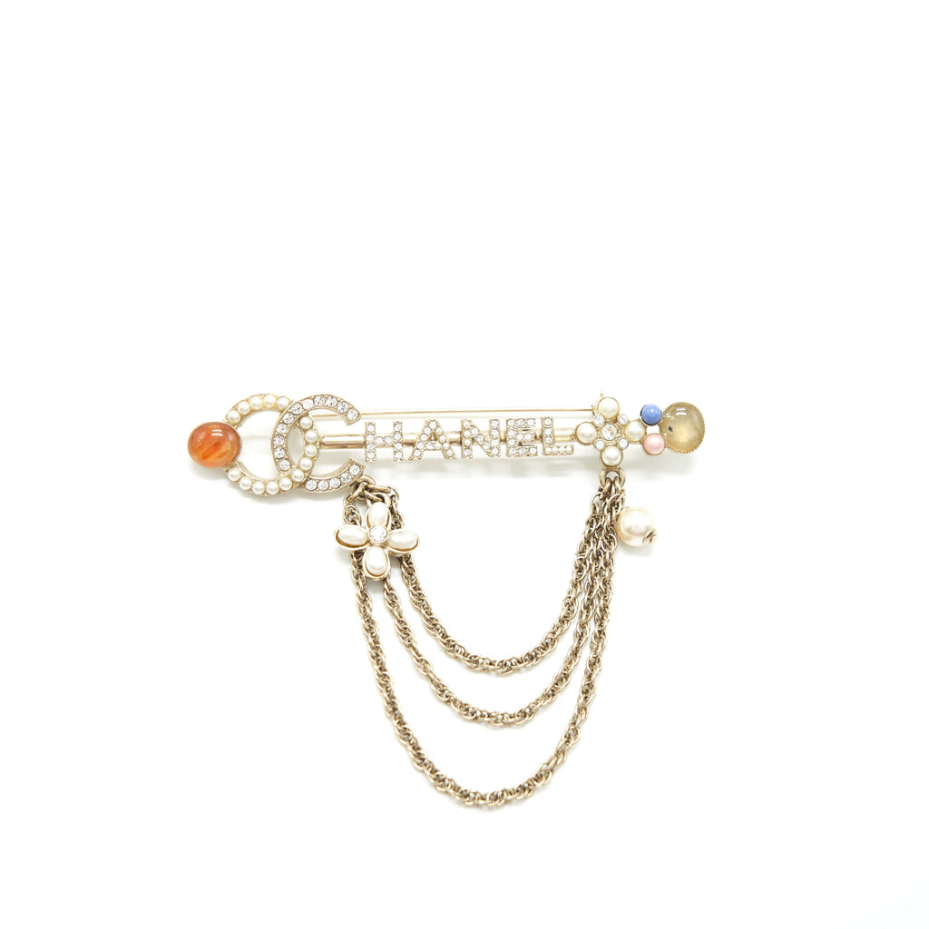 chanel-cc-letter-with-chain-drop-brooch-lghw