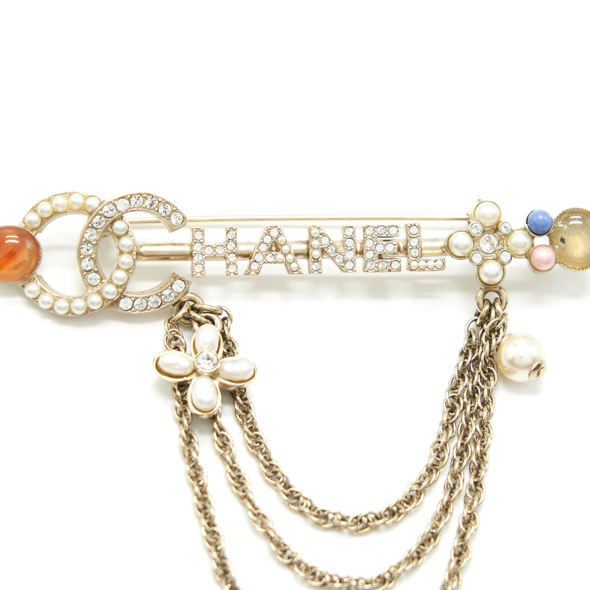 chanel-cc-letter-with-chain-drop-brooch-lghw